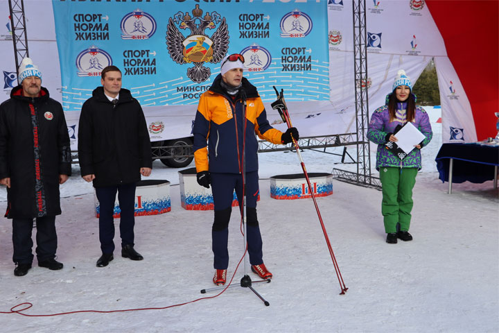 «Лыжня России – 2024» собрала в Абакане спортсменов со всей Хакасии