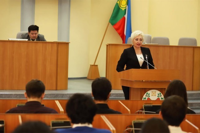 «Священные места в зале Верховного Совета Хакасии теперь трогать нельзя»