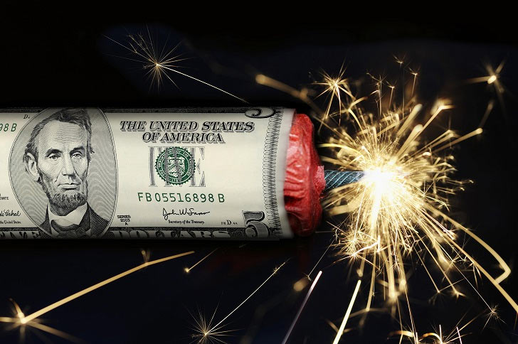 Почему «США, действительно, испугались», и как БРИКС теснит доллар: Юденков и Шафир дали оценку тенденции