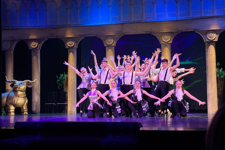 В Хакасии с размахом отметили первый День артиста