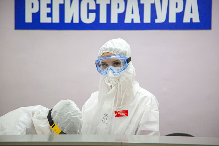 В Хакасии за сутки 733 новых случаев коронавируса