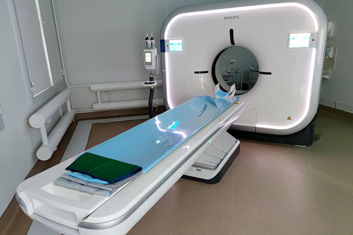 Больница в Хакасии запустила в работу новый томограф