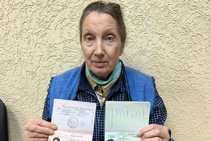 Пенсионерке из Харьковской области, оказавшейся в Хакасии, нашли жилье 
