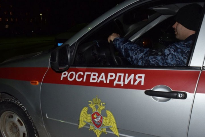 В Черногорске в магазине поймали наркомана с пистолетом, но отпустили 