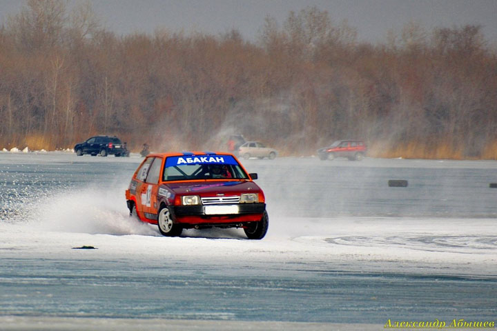 В Хакасии состоится открытый чемпионат по ледовым гонкам