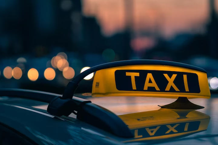 Таксистам в Хакасии предписано не работать более 40 часов в неделю