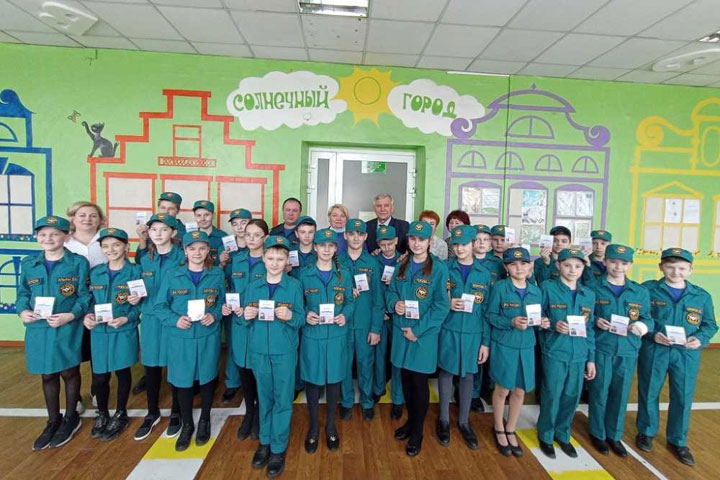 Почти 150 учеников школы №4 в Черногорске именуются кадетами