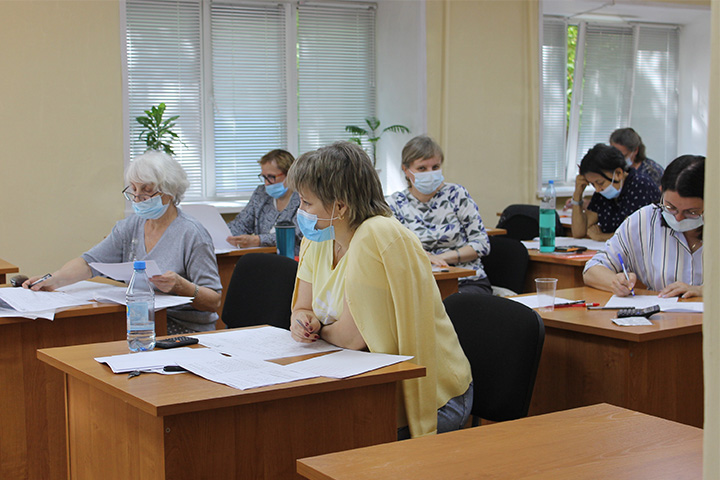 В Хакасии эксперты ГИА прошли традиционное обучение
