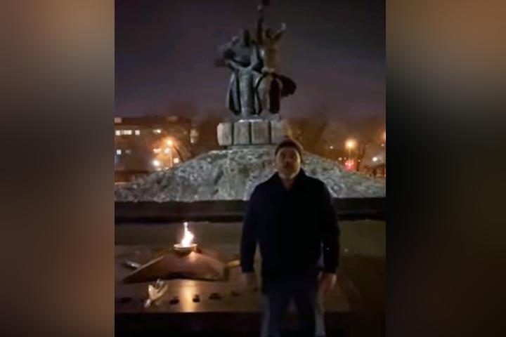 Житель Хакасии записал видеообращение с требованием отправить его добровольцем на Донбасс