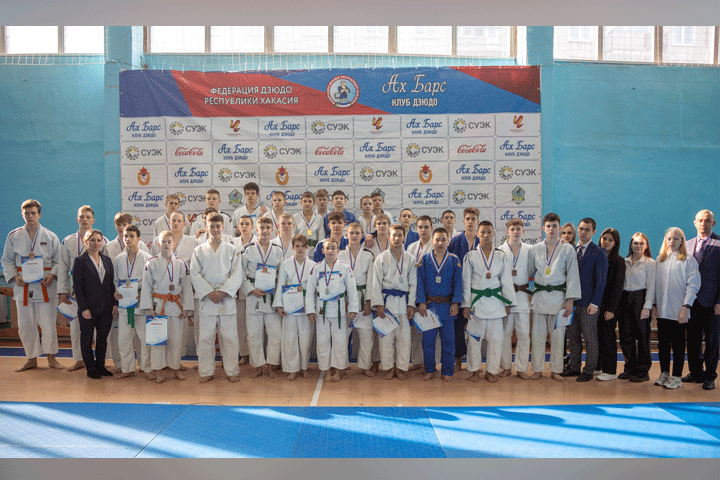 Открытый турнир по дзюдо среди юношей прошел в Черногорске