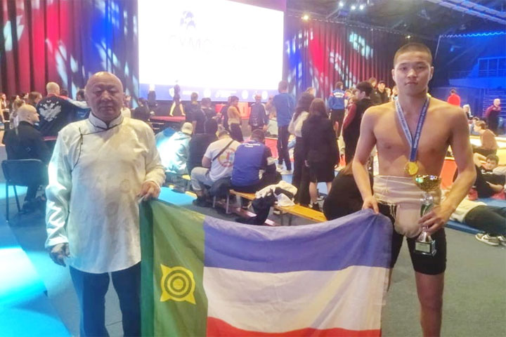 Первый сумоист в истории Хакасии стал победителем первенства России