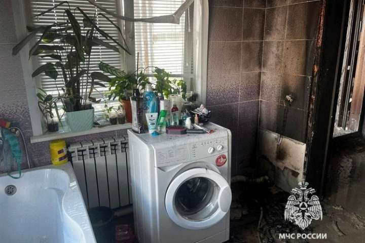 Под Минусинском школьница спасла дом от пожара