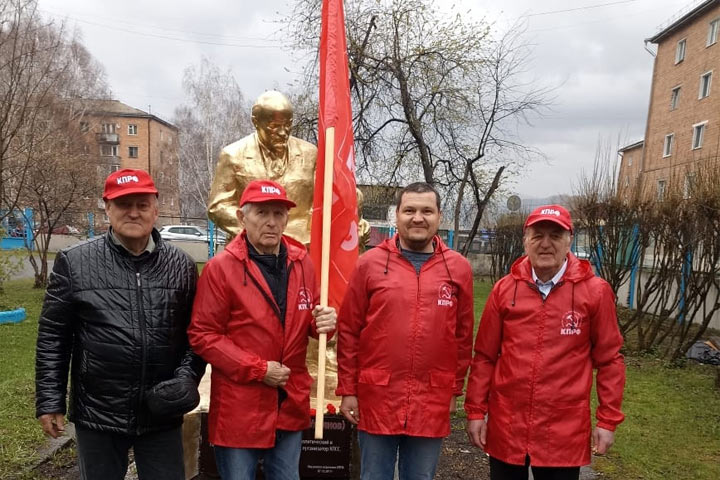 Абазинские коммунисты набирают передовых, честных и смелых бойцов