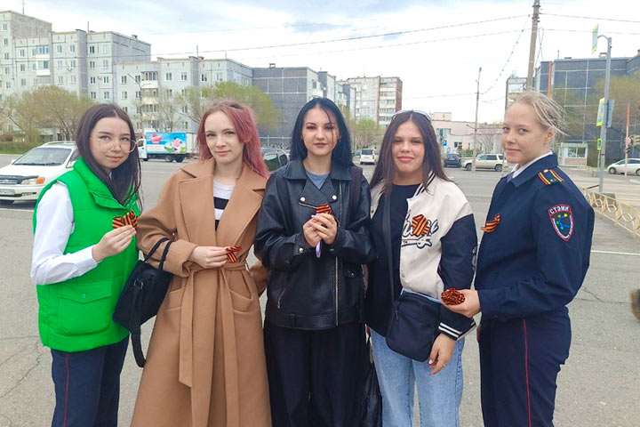 Акцию «Георгиевская лента» провели студенты СТЭМИ
