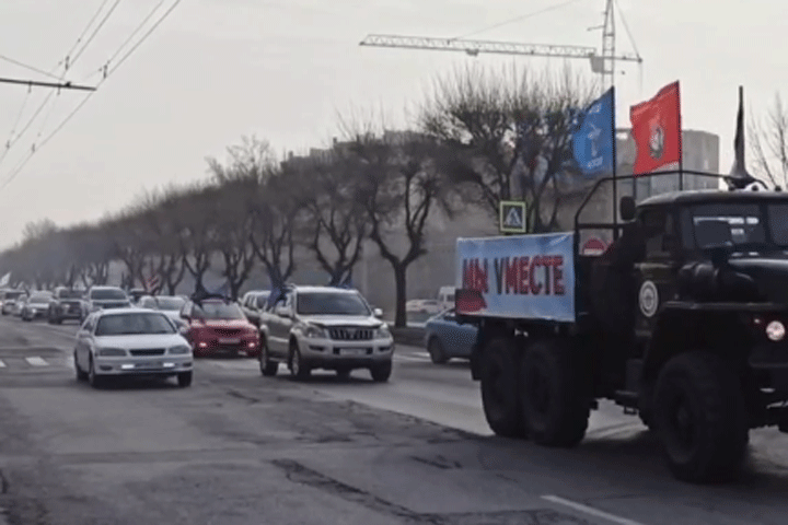 В столице Хакасии прошел патриотический автопробег