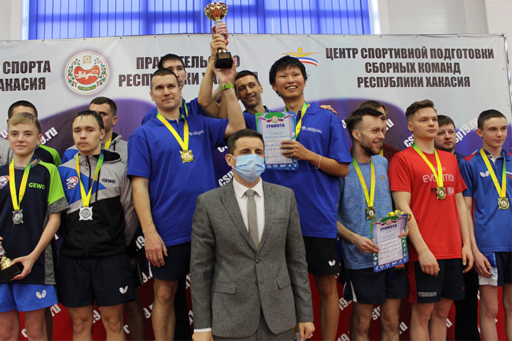 В Абакане проходит Чемпионат Сибири по настольному теннису