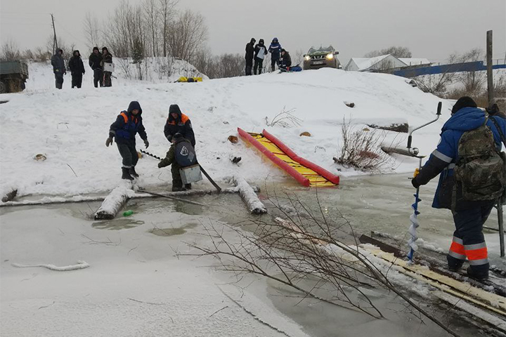 Со льдины спасли 36 рыбаков