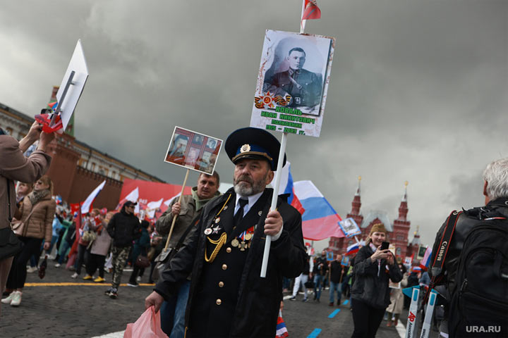 В России с размахом отметили День Победы. Фоторепортаж