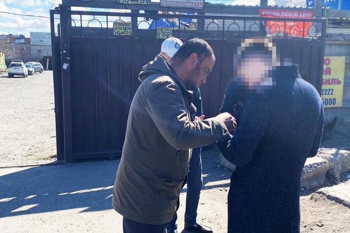 «Чуть-чуть знаю по-русски» - в столице Хакасии искали нелегалов 