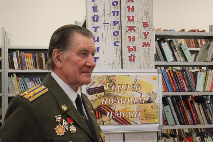 «Героев помним имена»: в Хакасии открыта выставка ко Дню Великой Победы