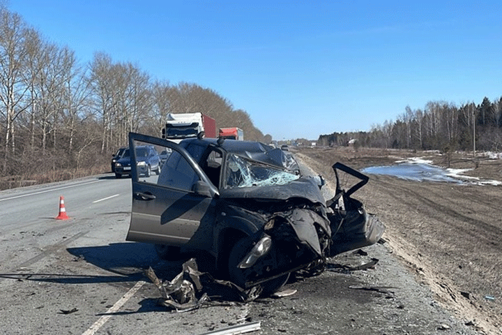 В аварии с автобусом пострадали 11 человек