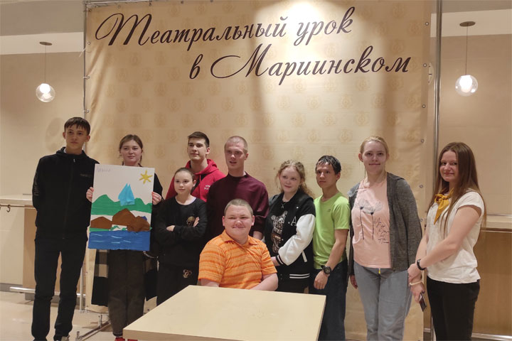Дети с ограниченными возможностями здоровья из Хакасии побывали на фестивале «Шаг навстречу!»