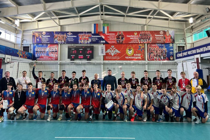 В Хакасии состоялось первенство республики по волейболу