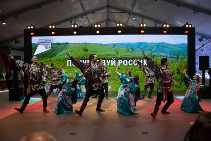 «Земля пяти стихий»: Хакасия удивила посетителей выставки «Россия»