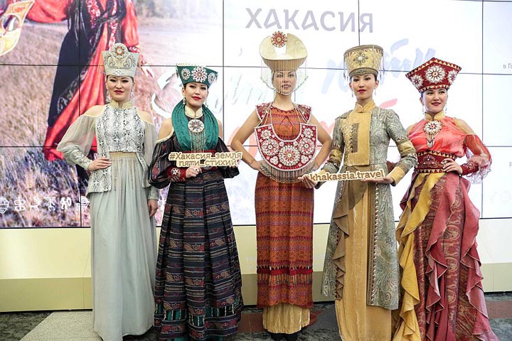 В Госдуме открылась выставка, посвященная достопримечательностям Хакасии