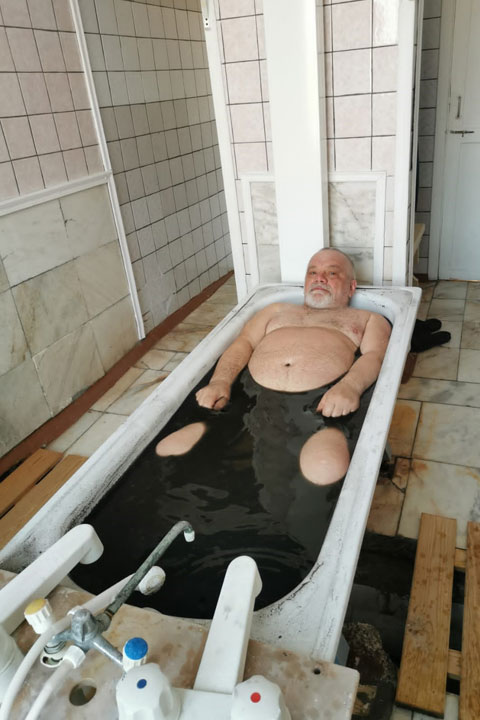 На Курорте «Озеро Шира» новая процедура - грязеразводные ванны