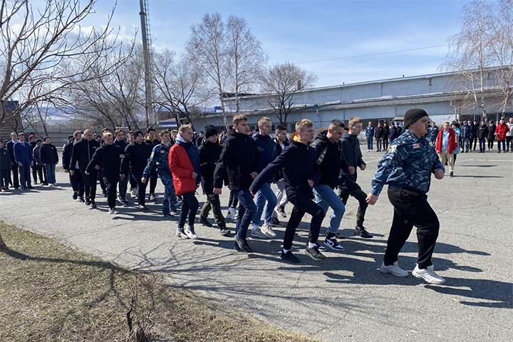 Саяногорский политехнический техникум провел военные сборы для студентов