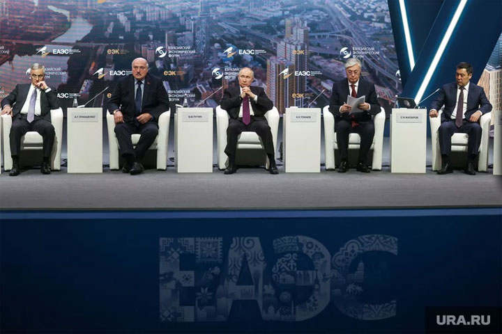 Путин создает мощную экономическую платформу в обход Европы