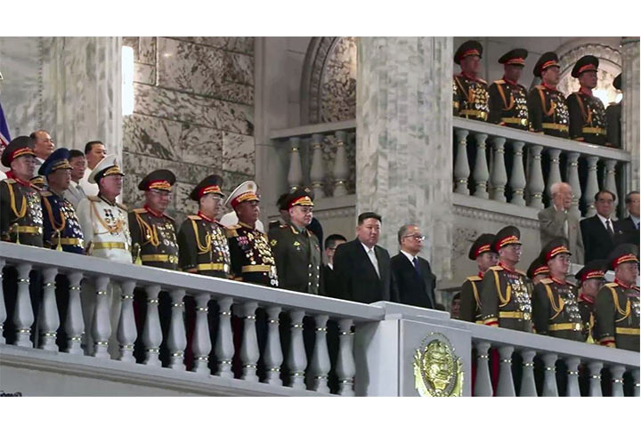 Си Цзиньпин выглянул из-за спины: Скрытые смыслы визита Шойгу в КНДР