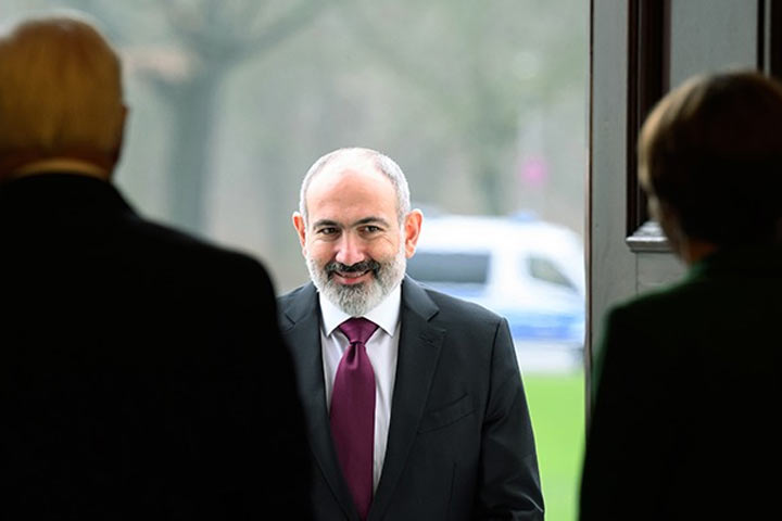 Армения уходит в НАТО. На помощь посылают Суровикина