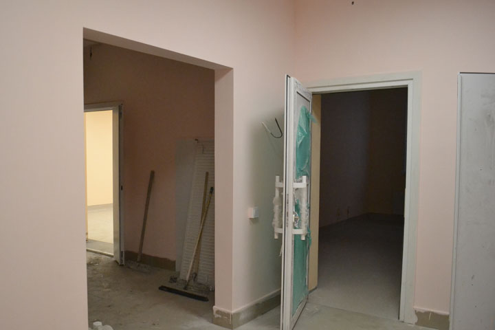 Реконструкция детской больницы в Абакане набирает обороты