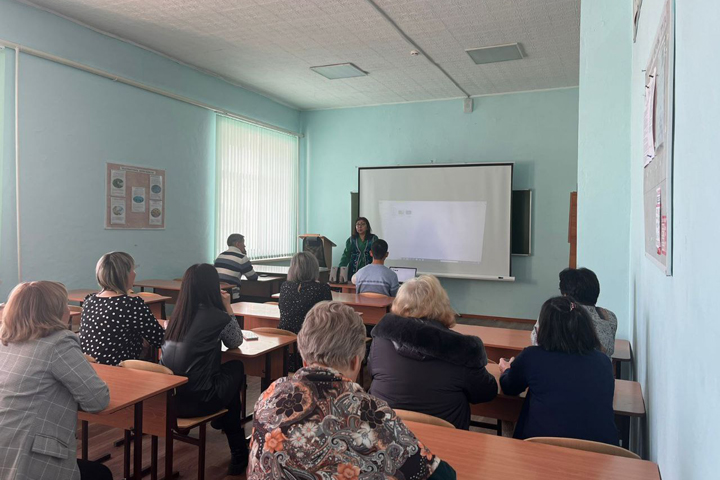 В школе-интернате и профтехучилище Аскизского района рассмотрели реализацию нацпроекта «Образование»