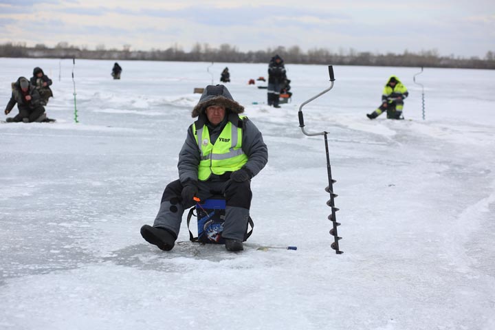 Ловля рыбы со льда – кубковое соревнование СУЭК определило лучших рыбаков