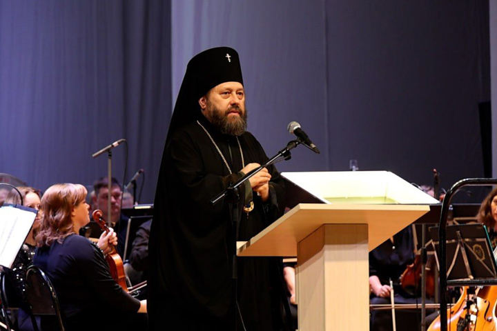 Поздравления с Днём республики поступили от сибирского полпреда и  Абаканской епархии 