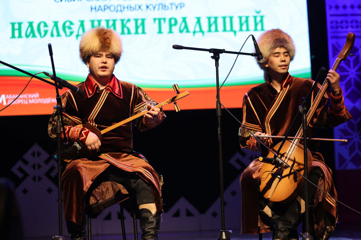 Три коллектива из Хакасии стали лауреатами конкурса «Наследники традиций»