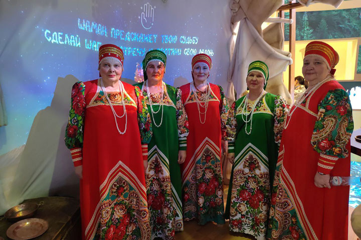 Посетительница выставки «Россия» выиграла поездку в Хакасию
