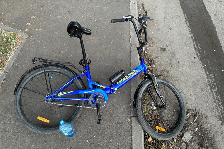 В Абакане оштрафовали несовершеннолетнего велосипедиста, попавшего под авто