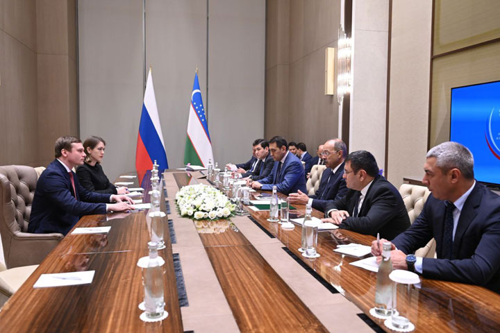 Глава Хакасии в Узбекистане встретился с премьер-министром Абдуллой Ариповым