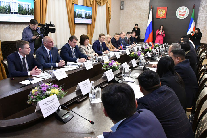 Хакасия принимает делегацию из Монголии