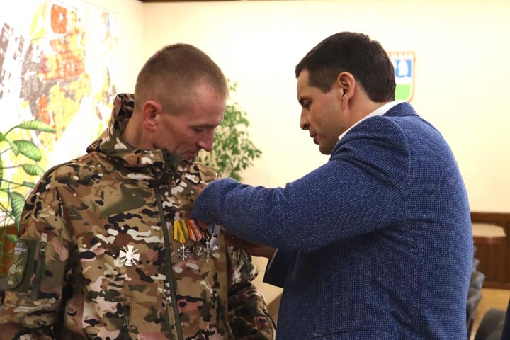 Житель Хакасии награжден медалью «За отвагу»