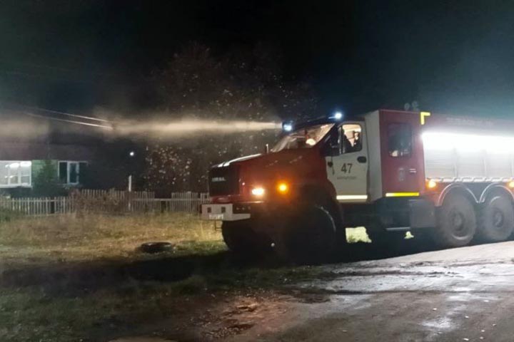 На юге Сибири в пожаре погибли двое