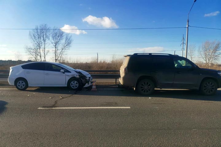 В Абакане машина для тест-драйва попала под замес