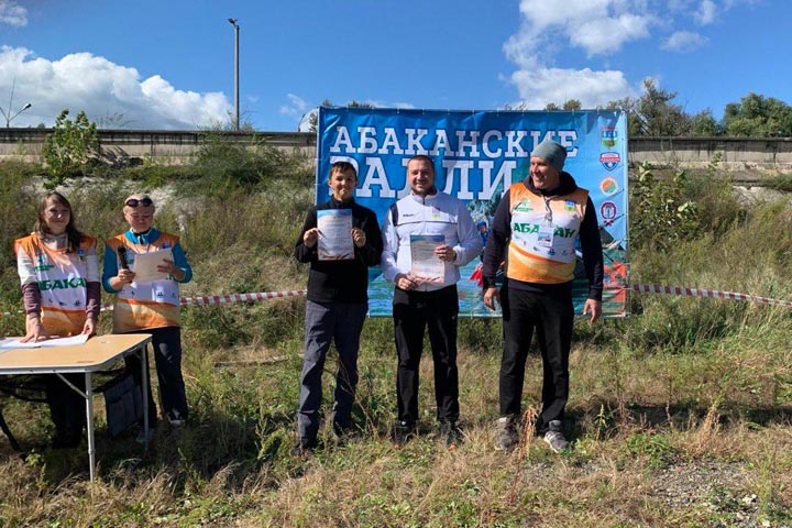 «Бродяга», «Волчара», «Утиный огонек» - Абаканское ралли объединило креативных и шустрых