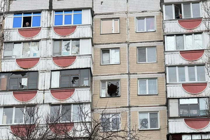 Появились фото и видео последствий удара ВСУ по Белгороду