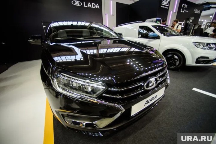 Lada Aura поступает в продажу: все, что нужно знать о новом автомобиле