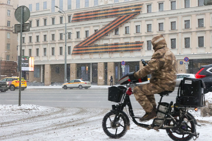 Удар по русским из-за кулис. В кого выстрелит висящее на стене ружье